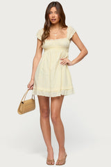 LIGHT-YELLOW